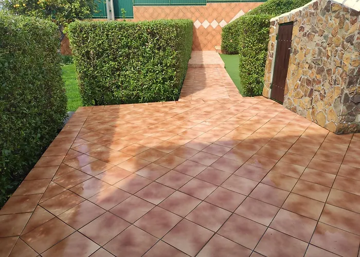 Radu House * Mexilhoeira Grande