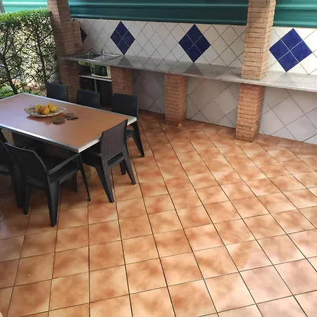 Apartmán Radu House *